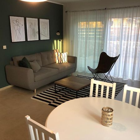 Apartman Linda Apartment เซรส ภายนอก รูปภาพ
