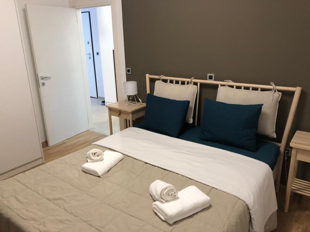 Apartman Linda Apartment เซรส ภายนอก รูปภาพ