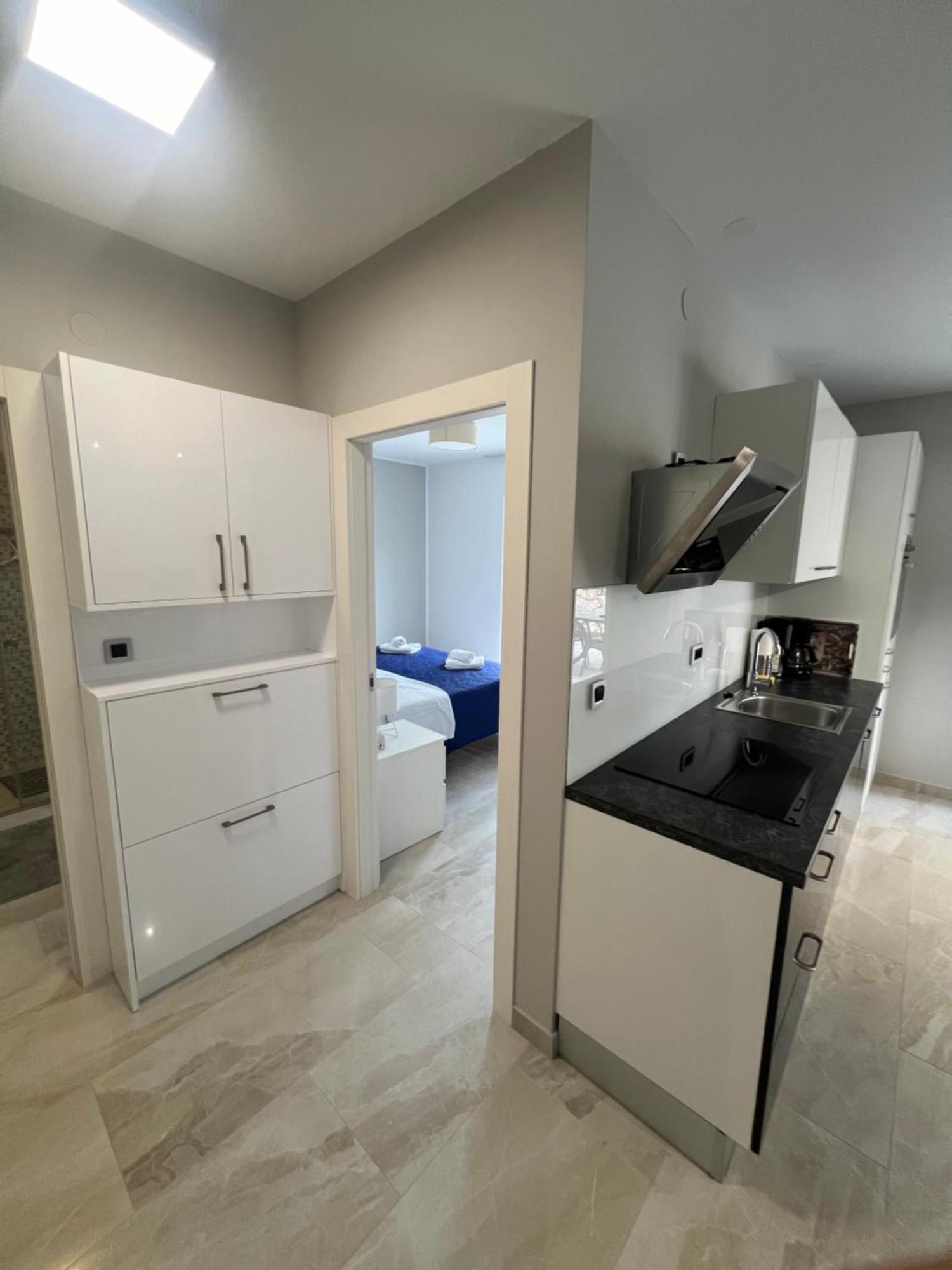 Apartman Linda Apartment เซรส ภายนอก รูปภาพ